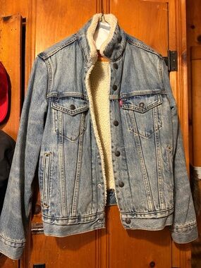 Levi's Light Blue Denim Sherpa-Lined Trucker Jacket